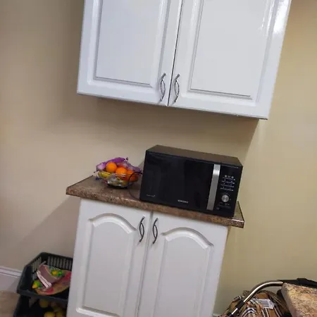 Gasthof Paradise Apartment- Female Only