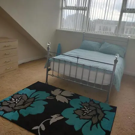 Gasthof Paradise Apartment- Female Only 3*