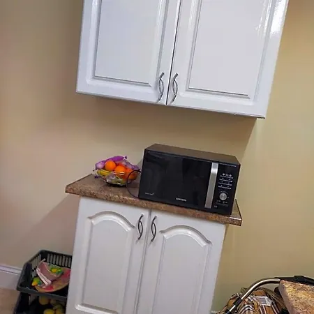 Paradise Apartment- Female Only 3* Bradford (West Yorkshire)