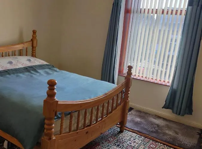 Guest house Paradise Apartment- Female Only