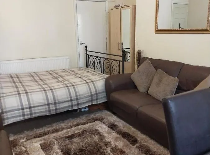 Vendégház Paradise Apartment- Female Only Bradford